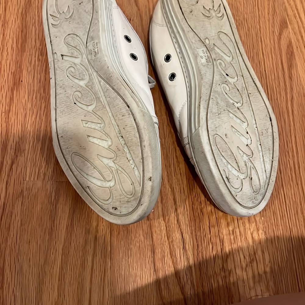 Gucci Calfskin Men’s Leather Sneakers - Picture 3 of 4